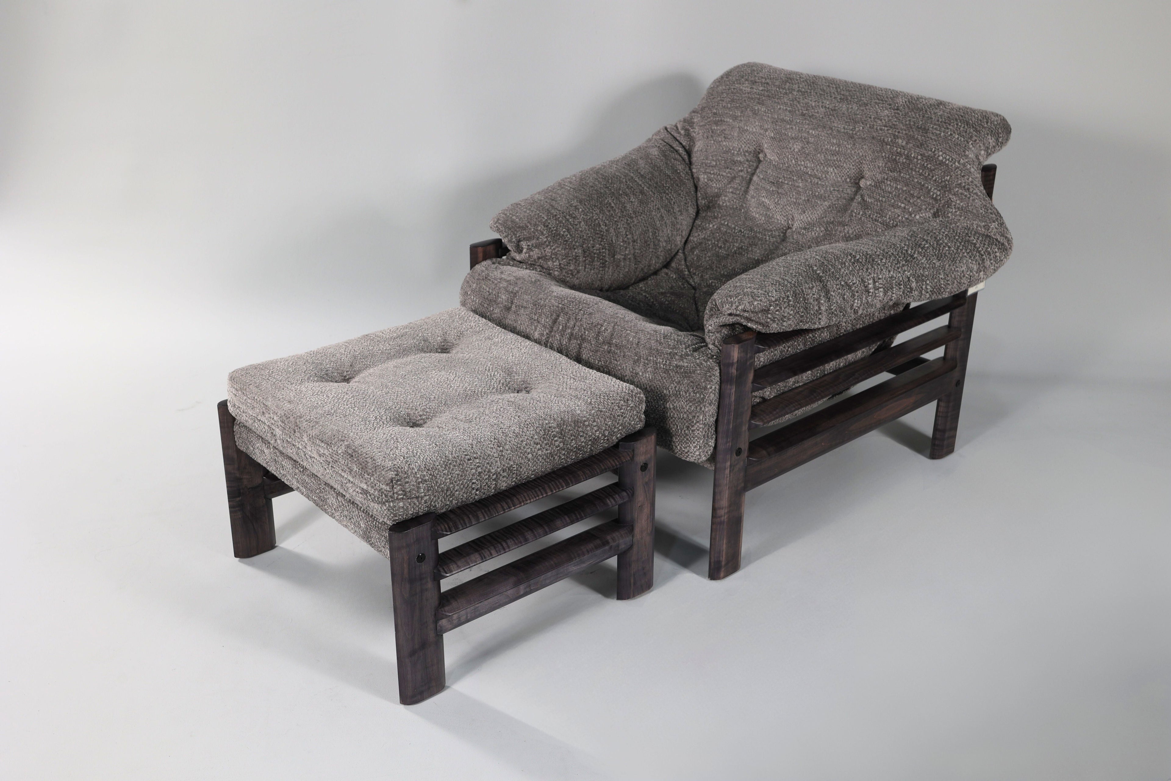 Chair & Ottoman – Oswalt Sterling with Tiger Maple Arms (Black)