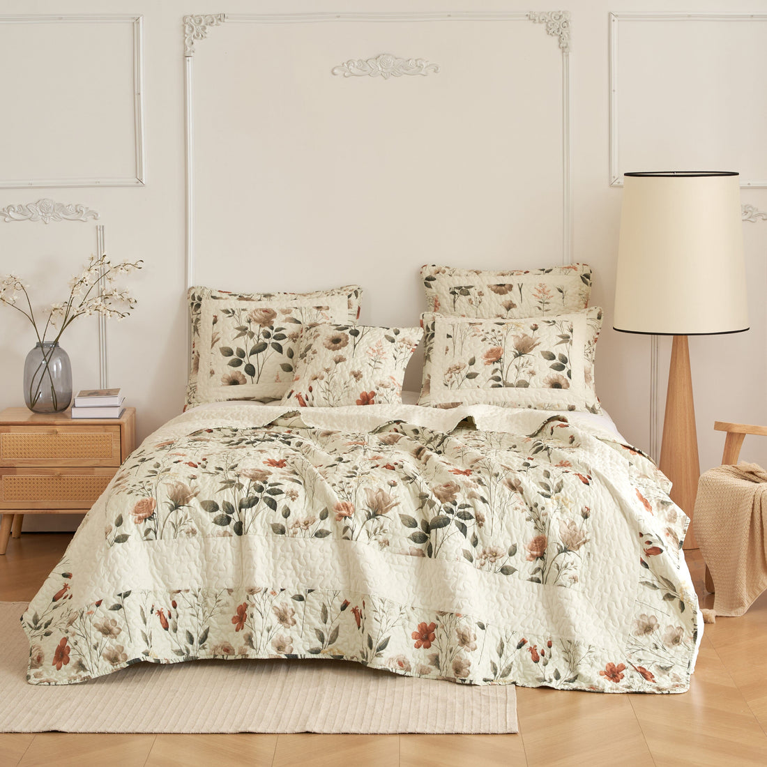 Enchanted Meadow Quilt Set – Beige, Rose & Soft Green Floral