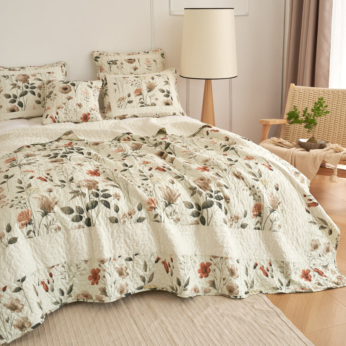 Enchanted Meadow Quilt Set – Beige, Rose & Soft Green Floral