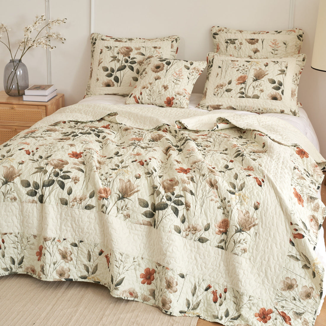 Enchanted Meadow Quilt Set – Beige, Rose & Soft Green Floral