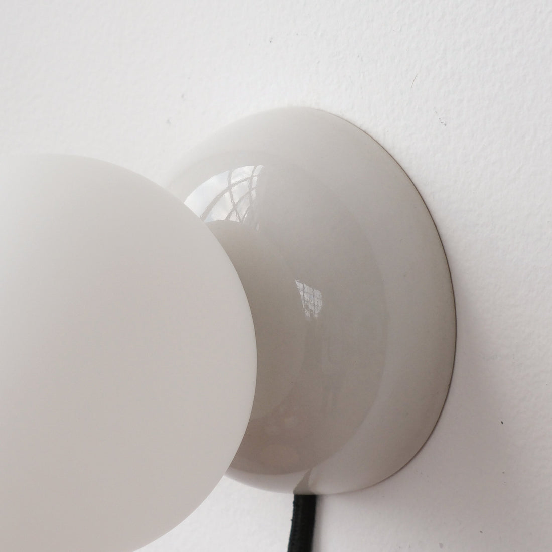 Monroe Table Lamp – Modern Home Lighting