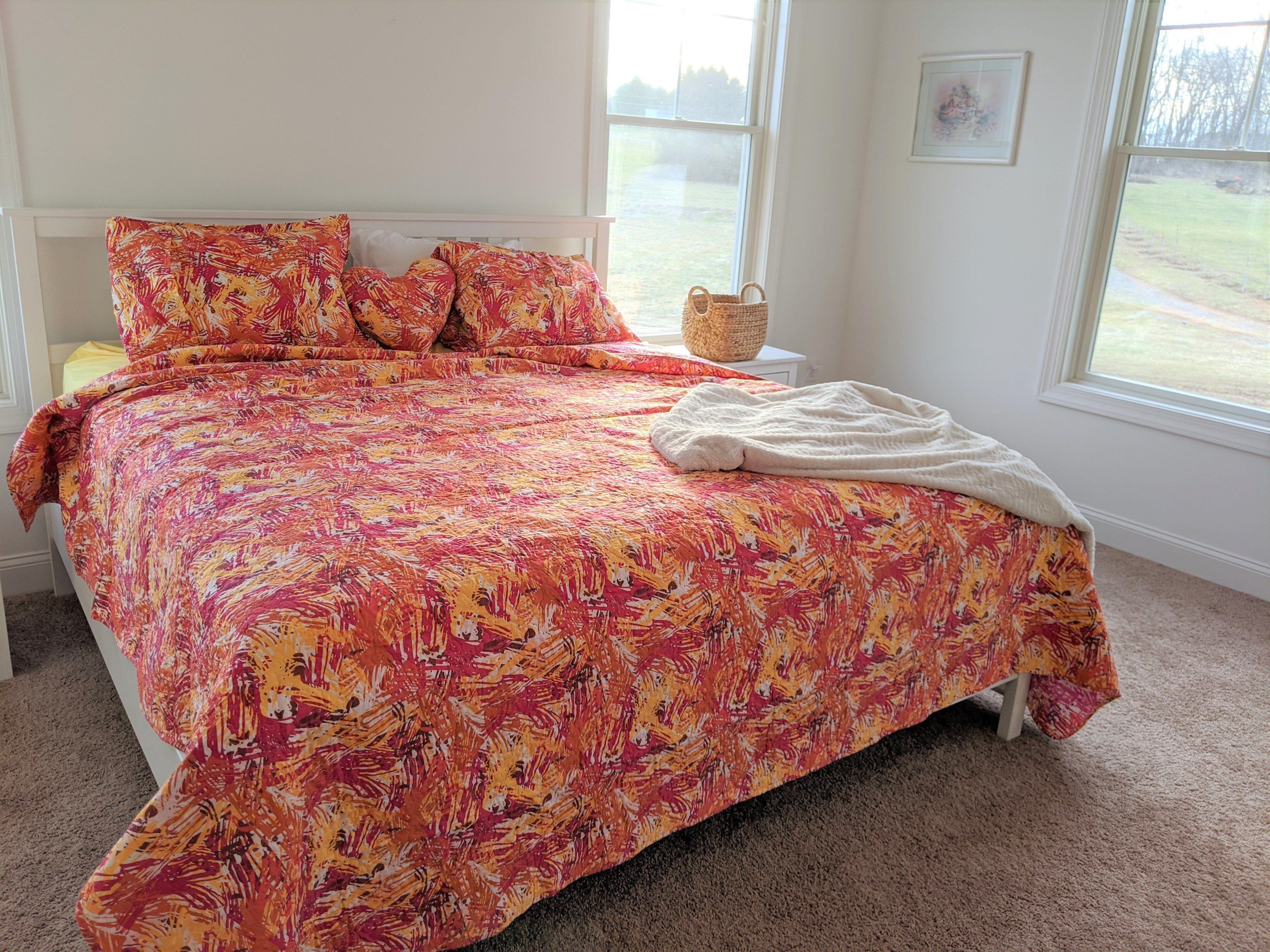Lovely Pop of Colors Quilted Bedspread Set – Lightweight (KBJ1625)