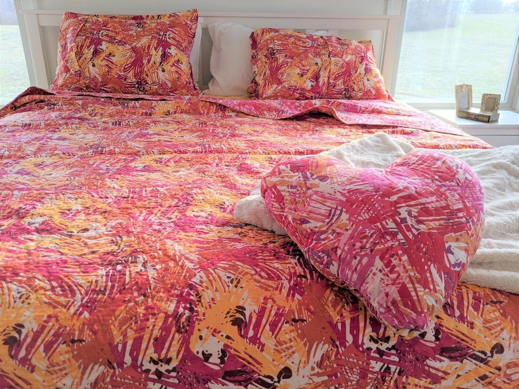 Lovely Pop of Colors Quilted Bedspread Set – Lightweight (KBJ1625)
