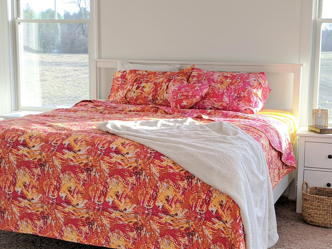 Lovely Pop of Colors Quilted Bedspread Set – Lightweight (KBJ1625)