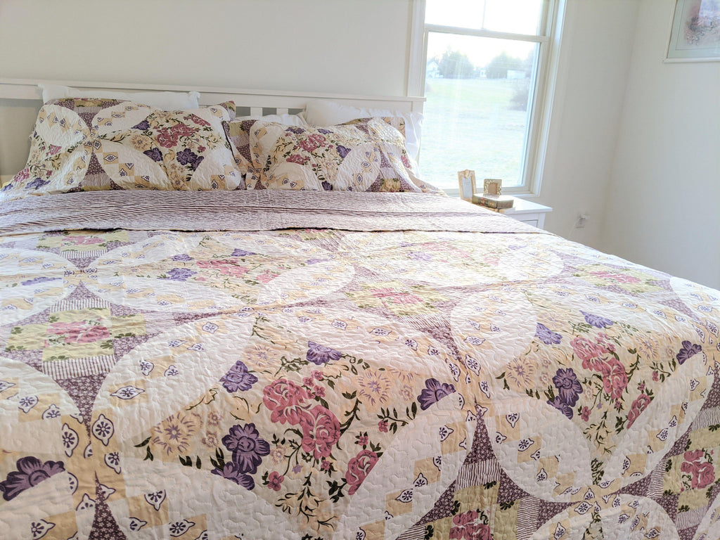Wisteria Cottage Roses Quilted Bedspread Set – Lightweight (HS-1003)