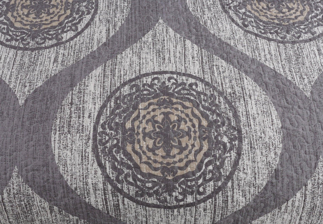 Rustic Grey Mosaic Reversible Quilted Bedspread Set (SD16299)