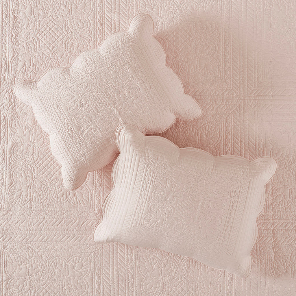 3 Piece Reversible Scalloped Edge Quilt Set Blush King/Cal King