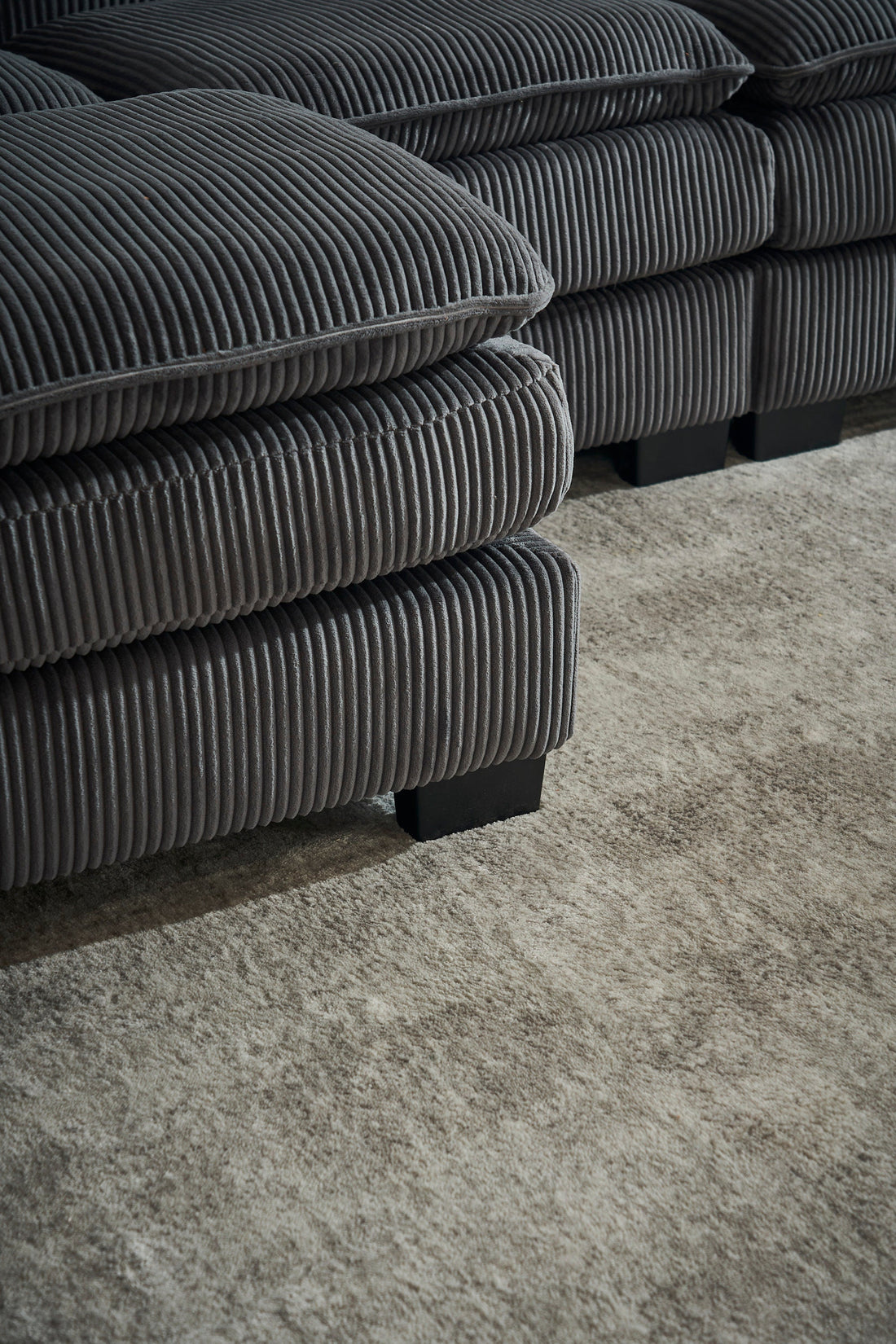 Modern U Shaped 6-Seat Sectional Sofa Couch with Ottoman