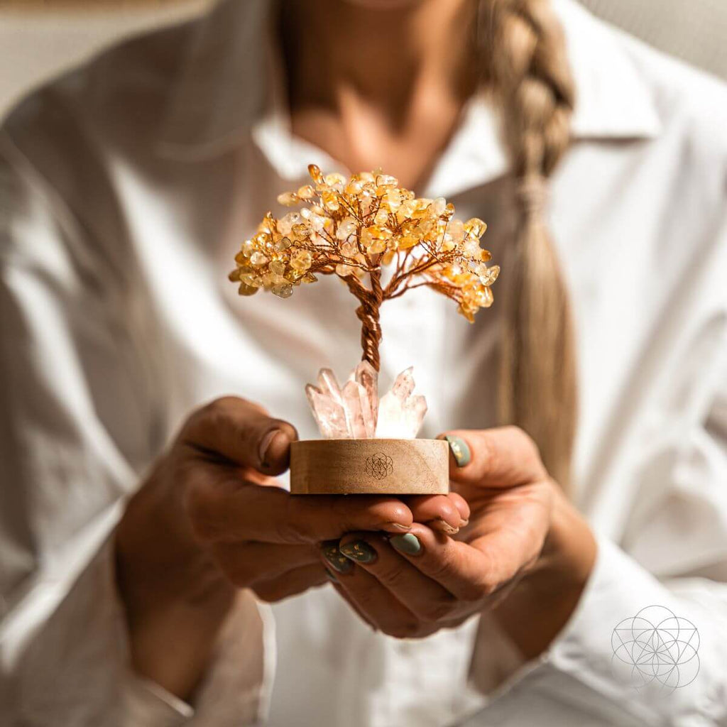 Golden Lamp of Wealth – Citrine Tree Decor