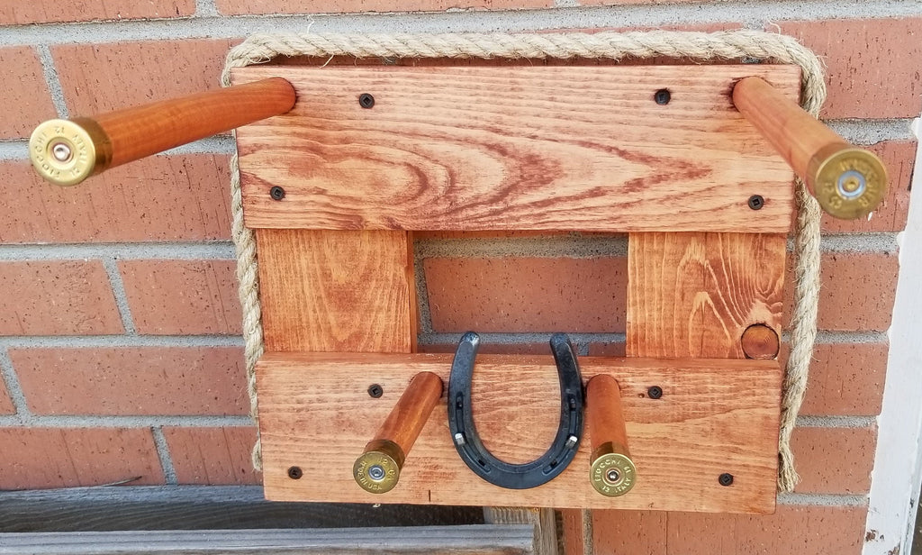 The 1-Hatter: Horizontal Wall-Hanging Western Organization